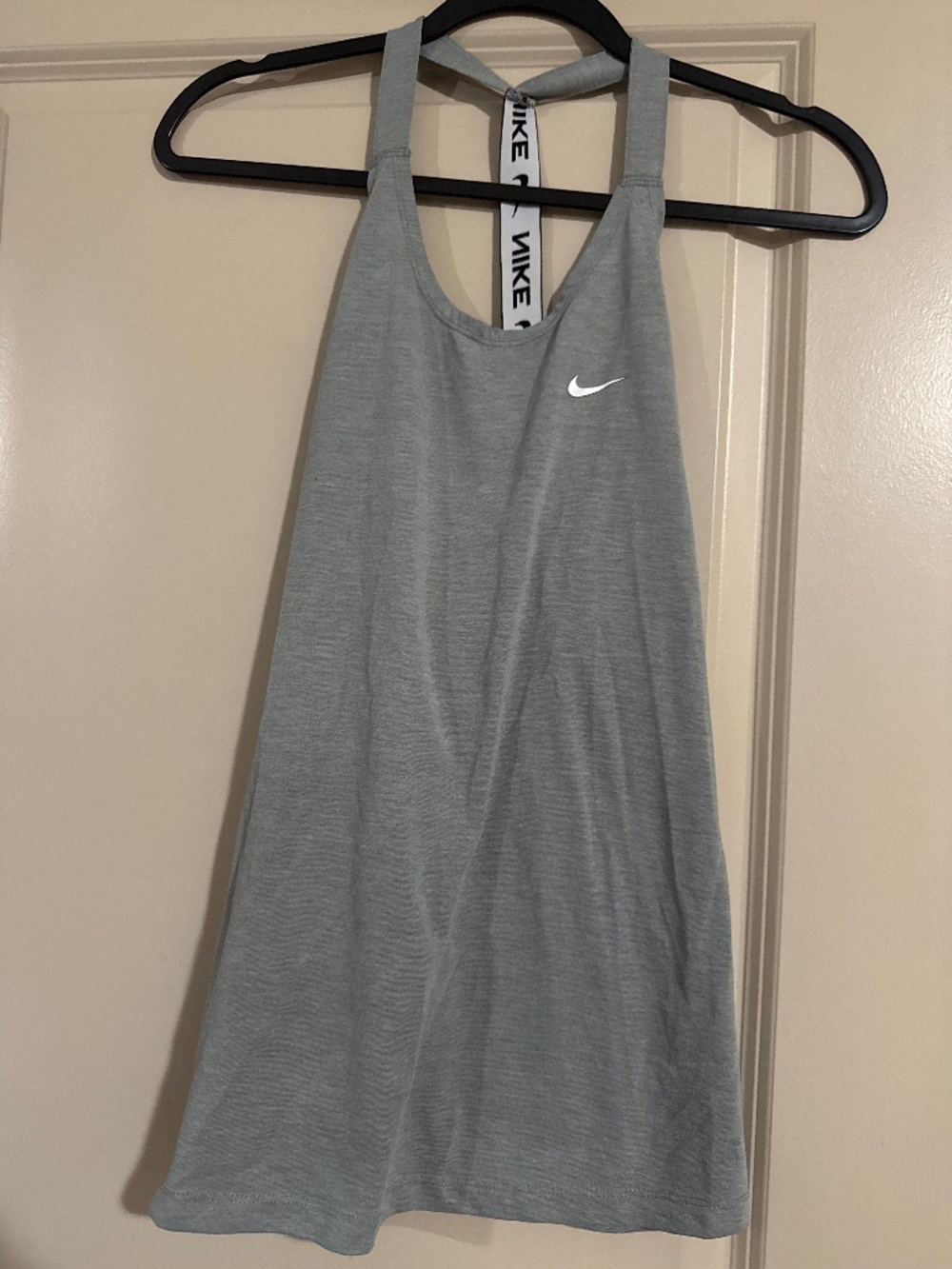 Nike tank top size large
